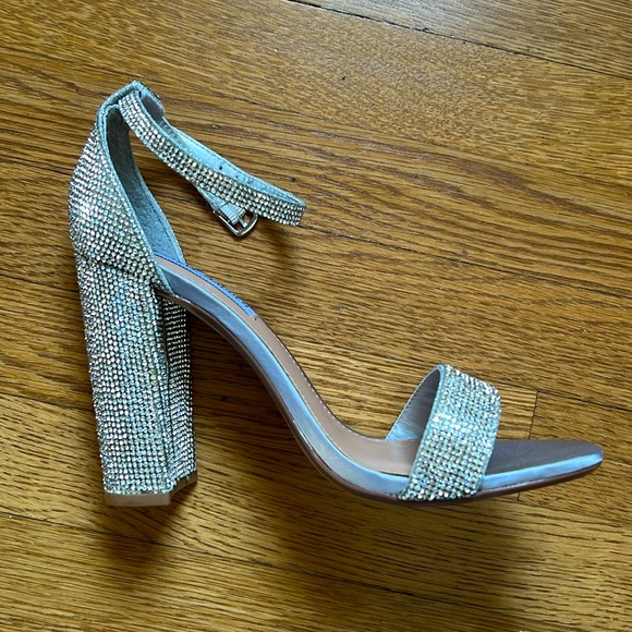 STEVE MADDEN Rhinestone Sandals Heels New Size 7.5 - Picture 3 of 10